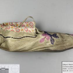 Beaded leaf moccasins