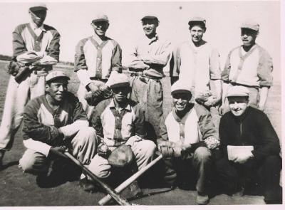 Photographs of students and staff at Ermineskin Indian Residential School