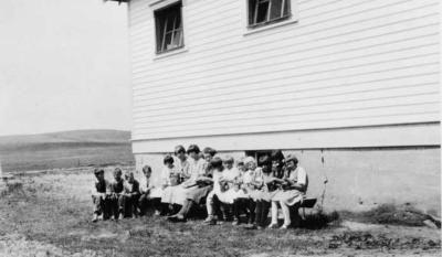 Photograph of Qu'Appelle students