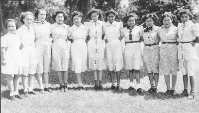 Photograph of Thompson's sewing class